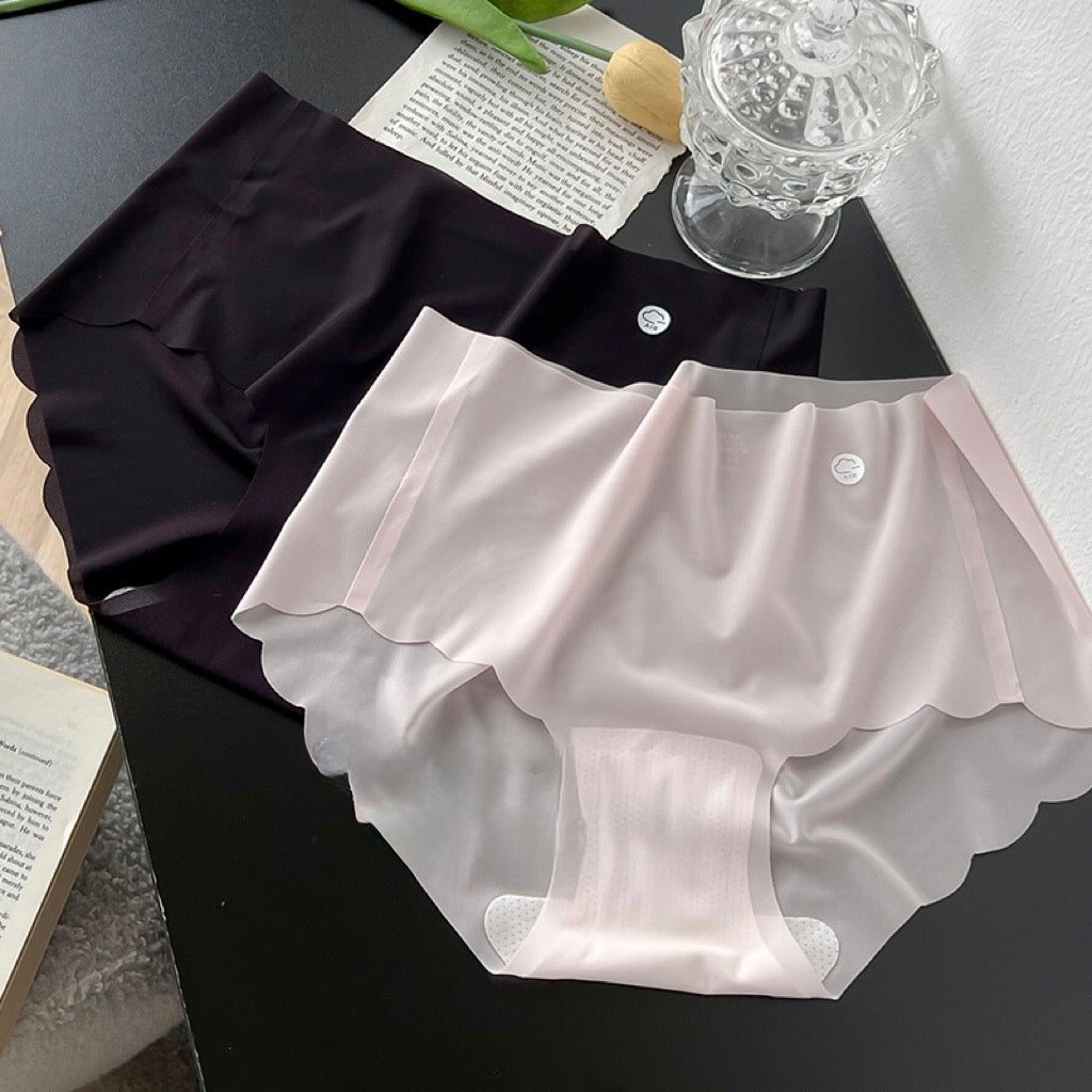 Cloud ice silk panties